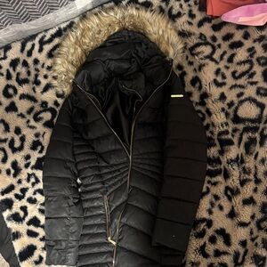 Laundry By Shelli Segal Black Quilted Puffer Coat with Faux Fur Hood